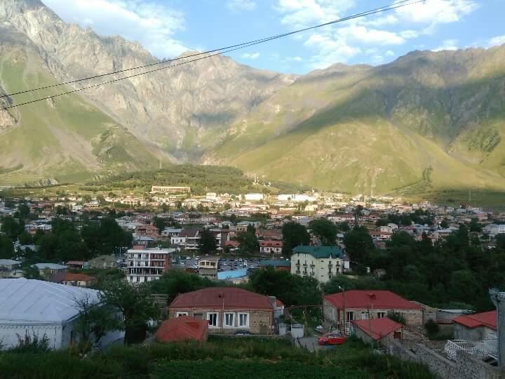 Belas Guesthouse Kazbegi Eksteriør bilde